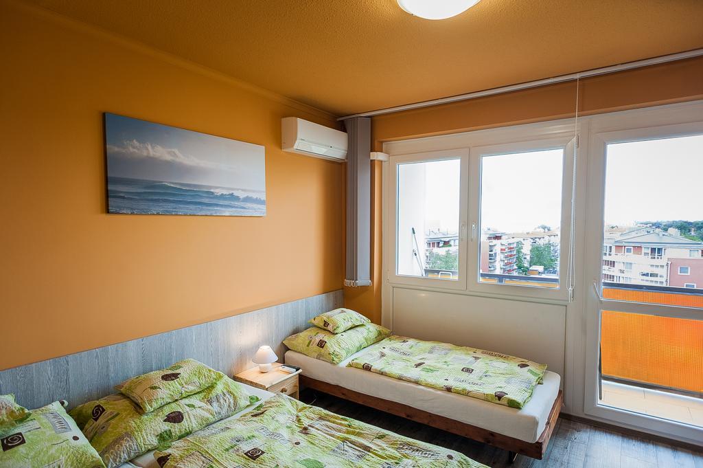 Milan Apartmanok Шиофок Экстерьер фото